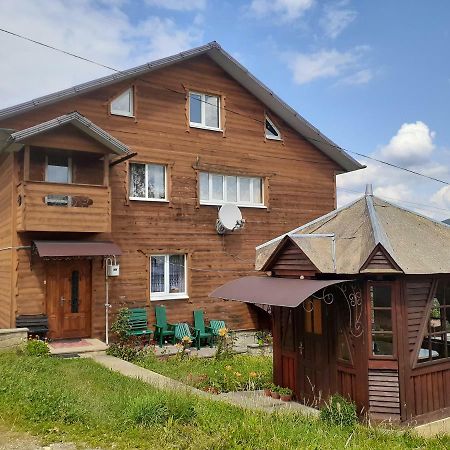 Hotel Kатруся Jaremtsche Exterior foto
