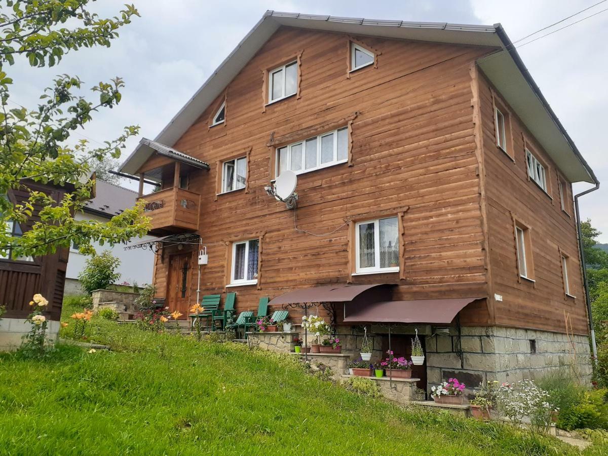 Hotel Kатруся Jaremtsche Exterior foto